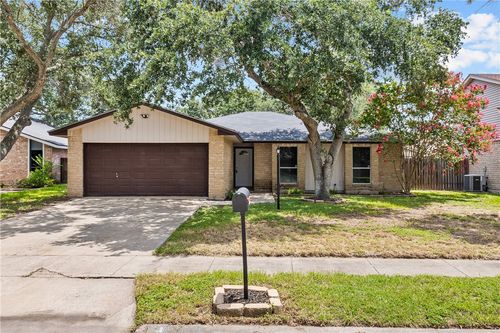 5914 Flagstaff Dr, Corpus Christi, TX, 78414-2540 | Card Image