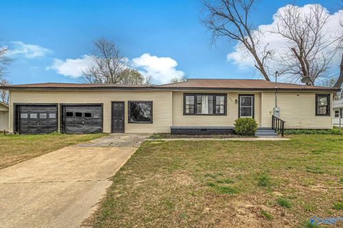 617 College Avenue, Boaz, AL, 35957 | Card Image