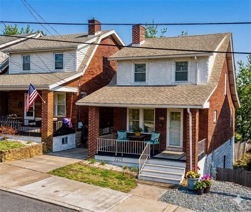 2275 Spokane Ave, Pittsburgh, PA, 15210-4411 | Card Image