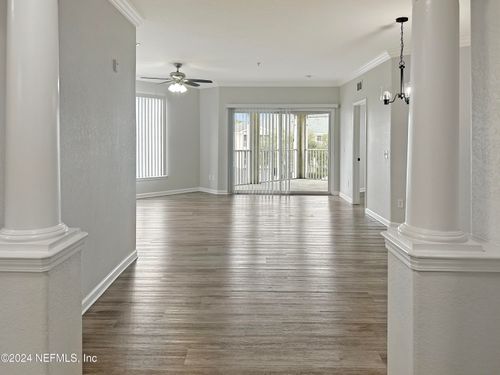 1216-8290 Gate Parkway W, Jacksonville, FL, 32216 | Card Image