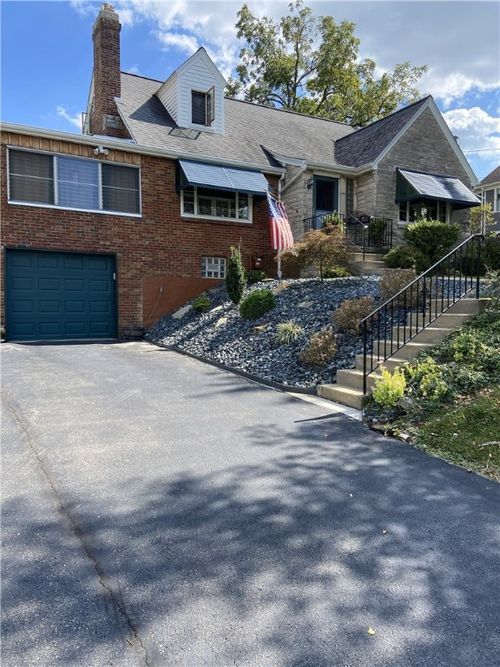 509 Brownstown Rd, North Huntingdon, PA, 15642 | Card Image