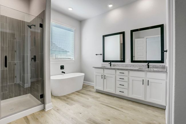 17228 Autumn Falls Dr, House other with 3 bedrooms, 3 bathrooms and 4 parking in Manor TX | Image 11