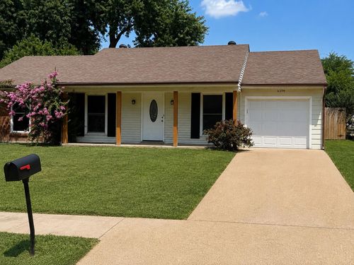 6294 Martinwest Dr, Millington, TN, 38053-3683 | Card Image