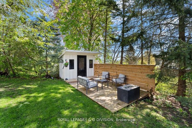 15 Malone Rd, House other with 6 bedrooms, 5 bathrooms and 4 parking in Jacksons Point ON | Image 32