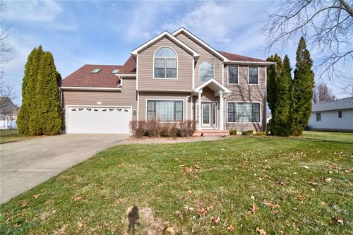 760 W Forsyth Parkway, Forsyth, IL, 62535 | Card Image