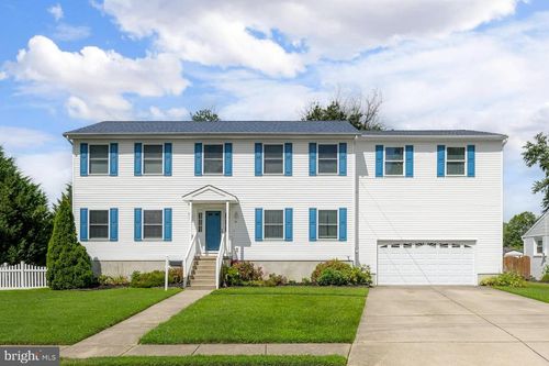 85 Adalisa Ave, Gibbstown, NJ, 08027-1301 | Card Image