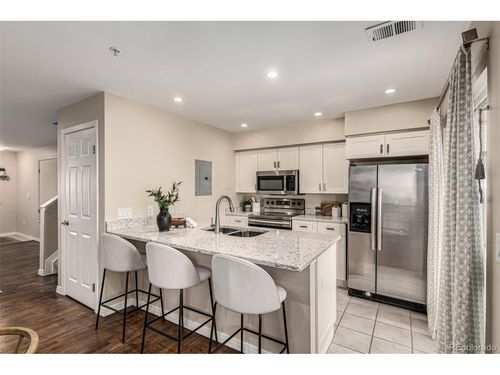 apt-d-1661 N Washington St, Denver, CO, 80203-1437 | Card Image