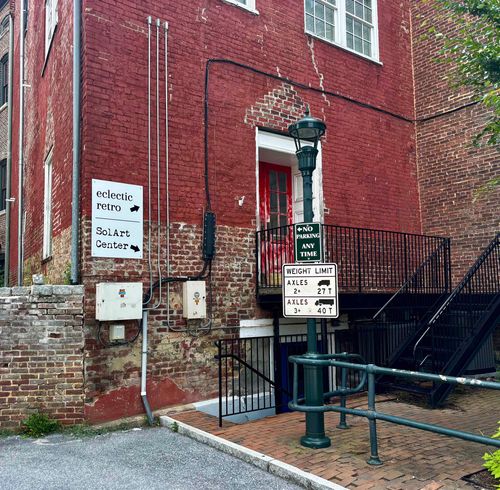 6 Byers St, STAUNTON, VA, 24401-4226 | Card Image