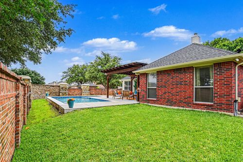 301 Cave River Dr, Murphy, TX, 75094-4356 | Card Image