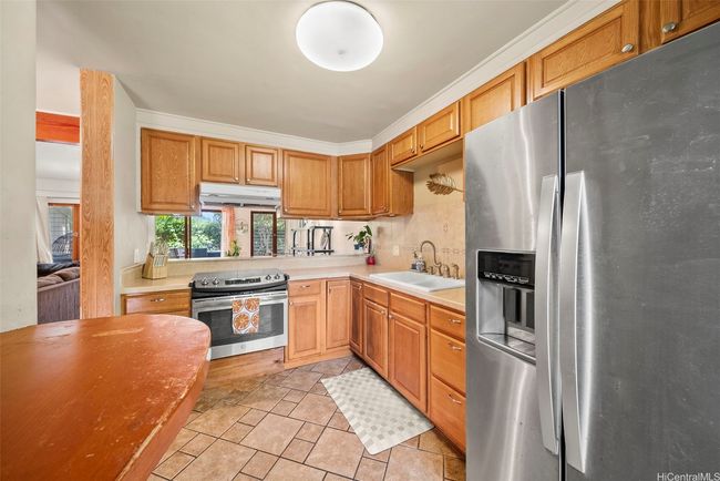 Kitchen space. | Image 12