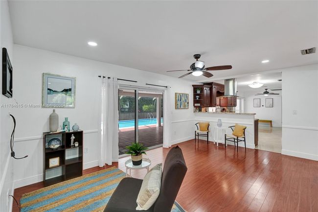 7360 Sw 120 Th St, House other with 4 bedrooms, 2 bathrooms and null parking in Pinecrest FL | Image 18