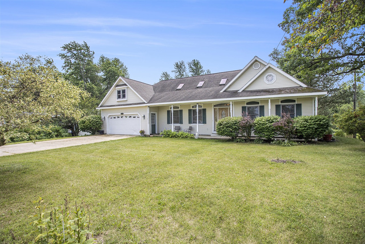 Pennfield Rd, Battle Creek, MI 49017