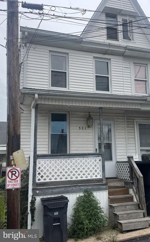 321 S Grape St, MOUNT CARMEL, PA, 17851-2022 | Card Image