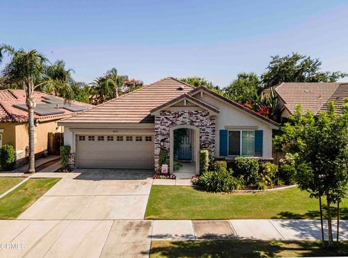 11615 Lynepark Dr, Bakersfield, CA, 93312-7066 | Card Image