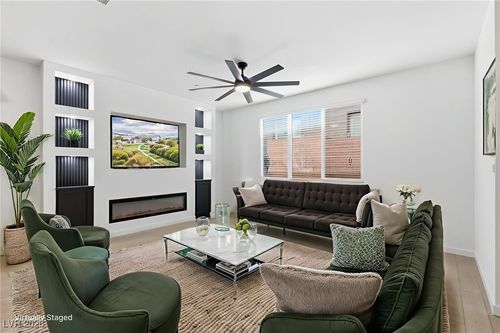 1531 Emilia Crossing Pl, Henderson, NV, 89002-9809 | Card Image