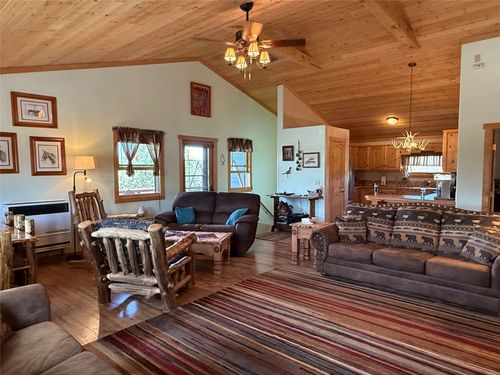 44 Elk Dr, Chama, NM, 87520-0827 | Card Image