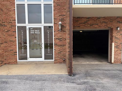 apt-307-9716 S Karlov Ave, Oak Lawn, IL, 60453-3350 | Card Image