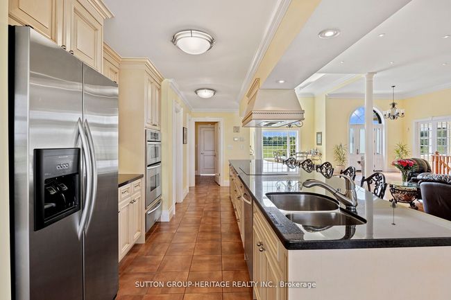 2100 Taunton Rd, House other with 6 bedrooms, 6 bathrooms and 25 parking in Hampton ON | Image 13