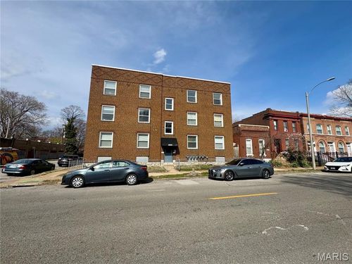 apt-1w-3225 Arsenal St, Saint Louis, MO, 63118-2120 | Card Image