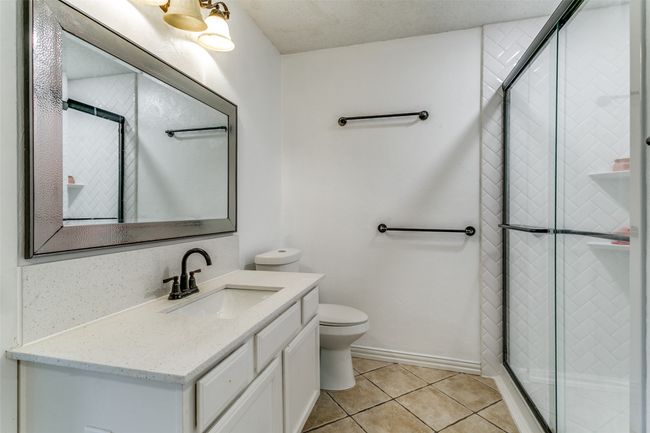 174 Merlin Way, Townhouse with 2 bedrooms, 2 bathrooms and null parking in Euless TX | Image 10