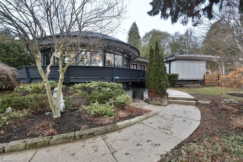 1352 Nocturne Crt, Mississauga, ON, L5H2L8 | Card Image