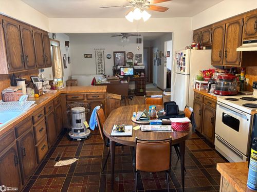 401 Lease St, Wesley, IA, 50483-7748 | Card Image