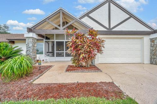 211 Brentwood Dr, Lake Placid, FL, 33852-8166 | Card Image