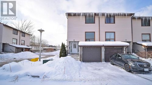 8-64 Bronte St S, Milton, ON, L9T1Y8 | Card Image