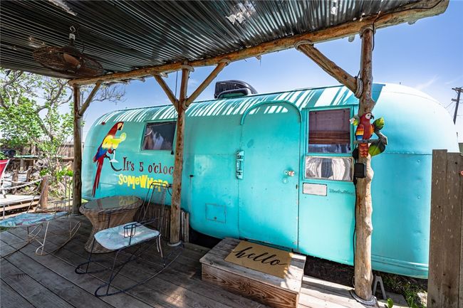 108 N 2 Nd St, House other with 5 bedrooms, 5 bathrooms and 6 parking in Fulton TX | Image 20
