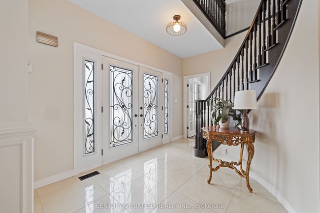 550 Naish Dr, House other with 4 bedrooms, 4 bathrooms and 6 parking in Peterborough ON | Image 4