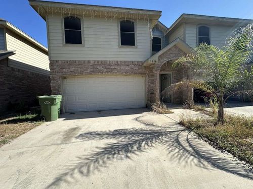 1016 Yellow Hammer St, Rio Grande City, TX, 78582-6846 | Card Image
