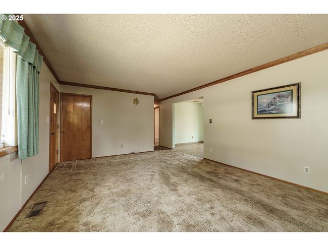 1938 Nw Sierra Ln, House other with 3 bedrooms, 2 bathrooms and 2 parking in Camas WA | Image 7