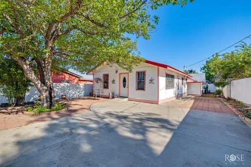 1906 Santa Rosa St, Ozona, TX, 76943-1681 | Card Image