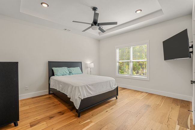Guest Bedroom | Image 33