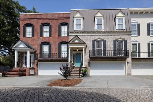 75 Hutchins Ln, Savannah, GA, 31410-3826 | Card Image