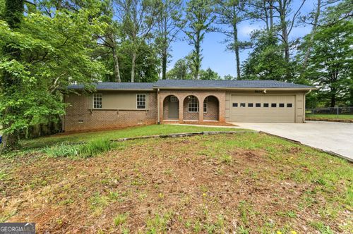5824 Oakleaf Way, Stone Mountain, GA, 30087-5131 | Card Image