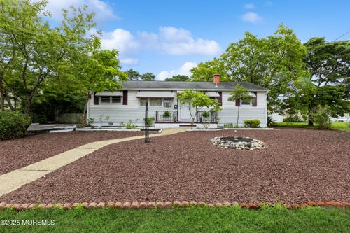 19 Ashwood Dr, Brick, NJ, 08723-3401 | Card Image