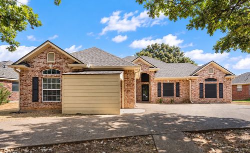 10124 Cougar Ridge Pkwy, Waco, TX, 76708-5625 | Card Image