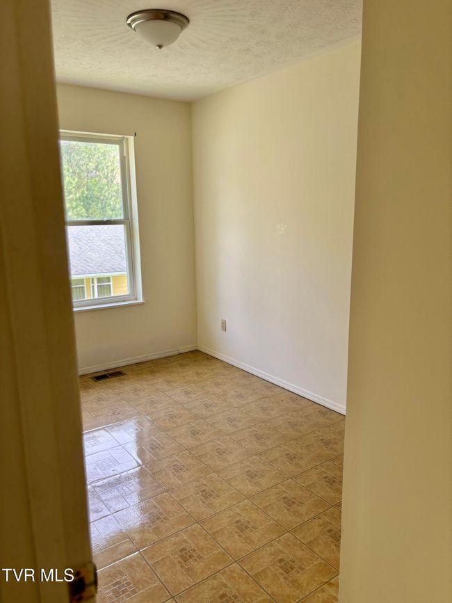 122 Kitty Cole Ln, House other with 2 bedrooms, 1 bathrooms and null parking in Dungannon VA | Image 13