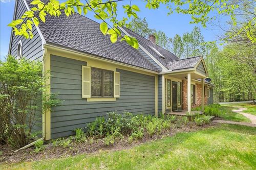 290 Iron Foundry Rd, Franconia, NH, 03580-4812 | Card Image