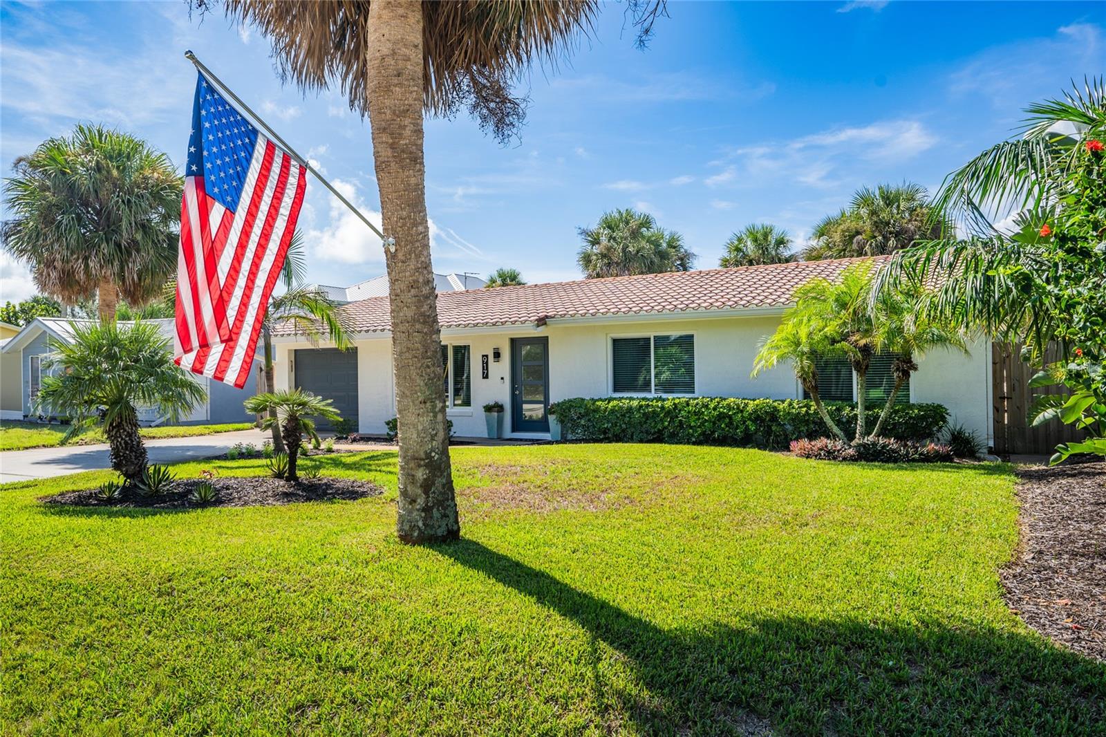 1st Ave, New Smyrna Beach, FL 32169