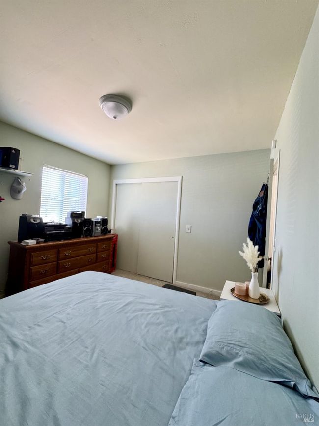 811 Broadway St, House other with 2 bedrooms, 1 bathrooms and 2 parking in Fairfield CA | Image 14