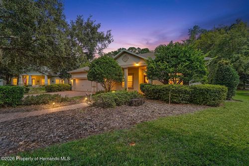 5346 Nottaway Pl, Brooksville, FL, 34601-6463 | Card Image