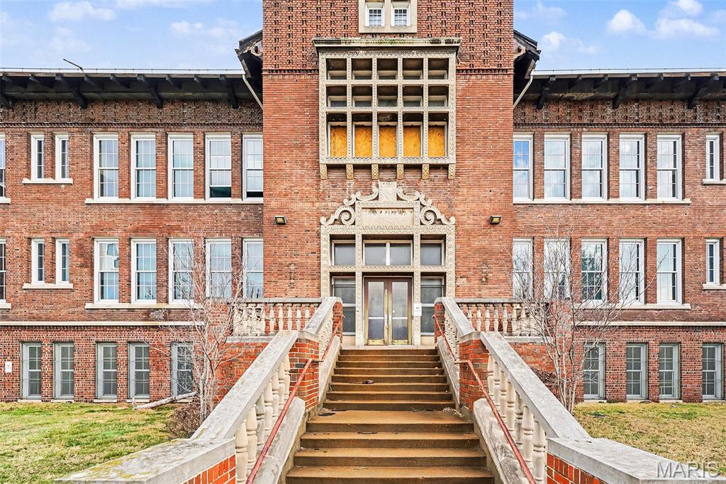 Commercial Sale in St Louis 4
