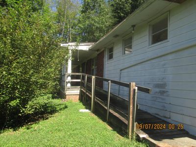 4394 Us 25, House other with 4 bedrooms, 2 bathrooms and null parking in Williamsburg KY | Image 2