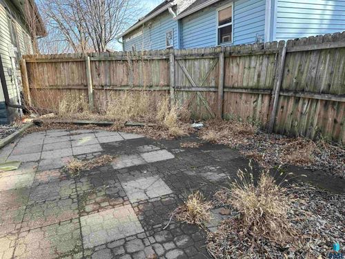 631 N Cedar St Street, Luverne, MN, 56156 | Card Image