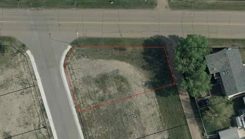 {{alt}} | Card Image