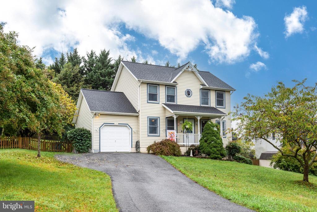 Clauser Ct, New Windsor, MD 21776