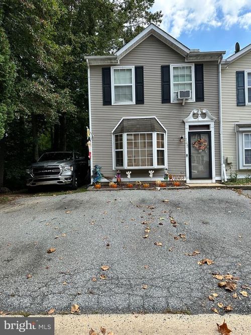 145 Creekside Ct, NEWARK, DE, 19702-3743 | Card Image