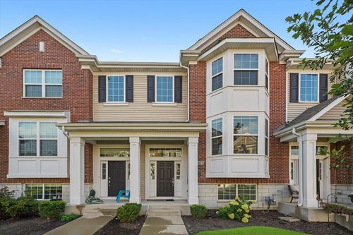 2967 Madison Dr, Naperville, IL, 60564-1220 | Card Image